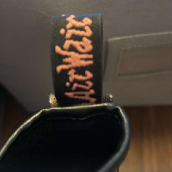 Dr Marten 11821 canvas floral. Size 7 US women - Picture 5 of 5